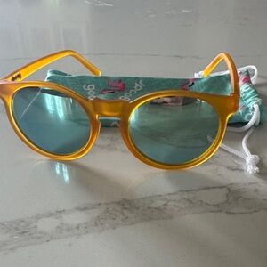 Goodr Round Women’s Sunglasses with colored Lenses